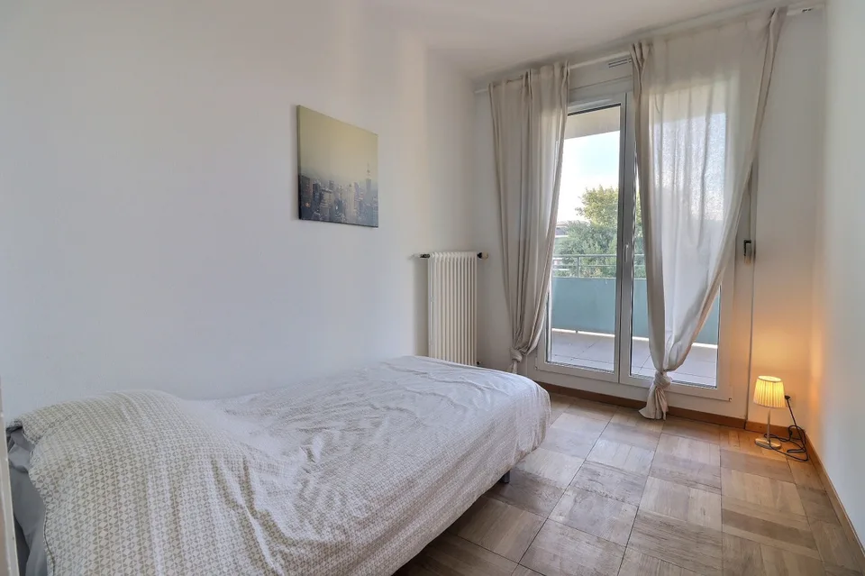 Magnifique 3.5 pièces avec chambrette entièrement meublé/Acacias – foto 7 di 8