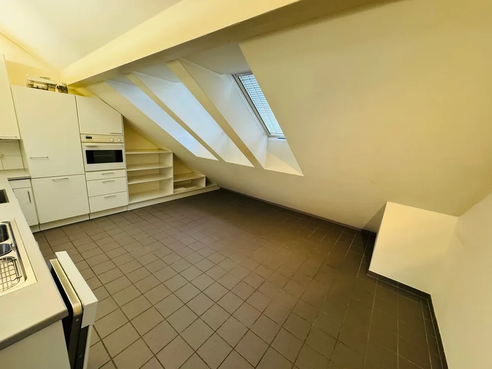 Ampio appartamento cooperativo di 3 locali in una zona familiare – foto 3 di 10