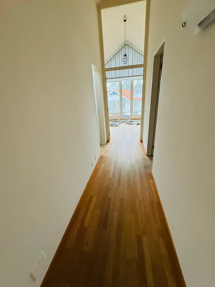 Ampio appartamento cooperativo di 3 locali in una zona familiare – foto 8 di 10