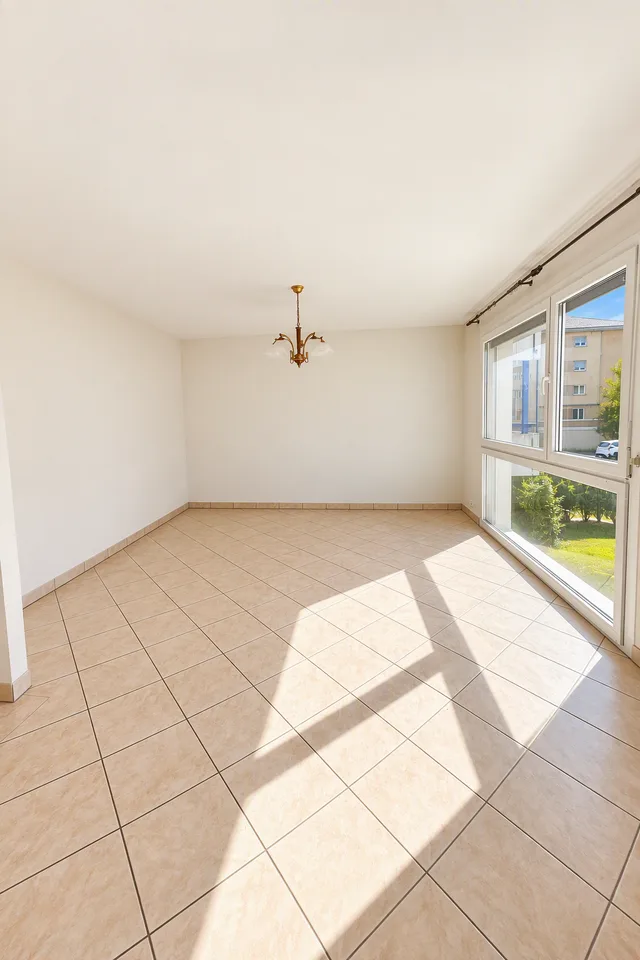 Da afferrare: 3,5 locali appartamento luminoso con terrazza a Fully – foto 5 di 9