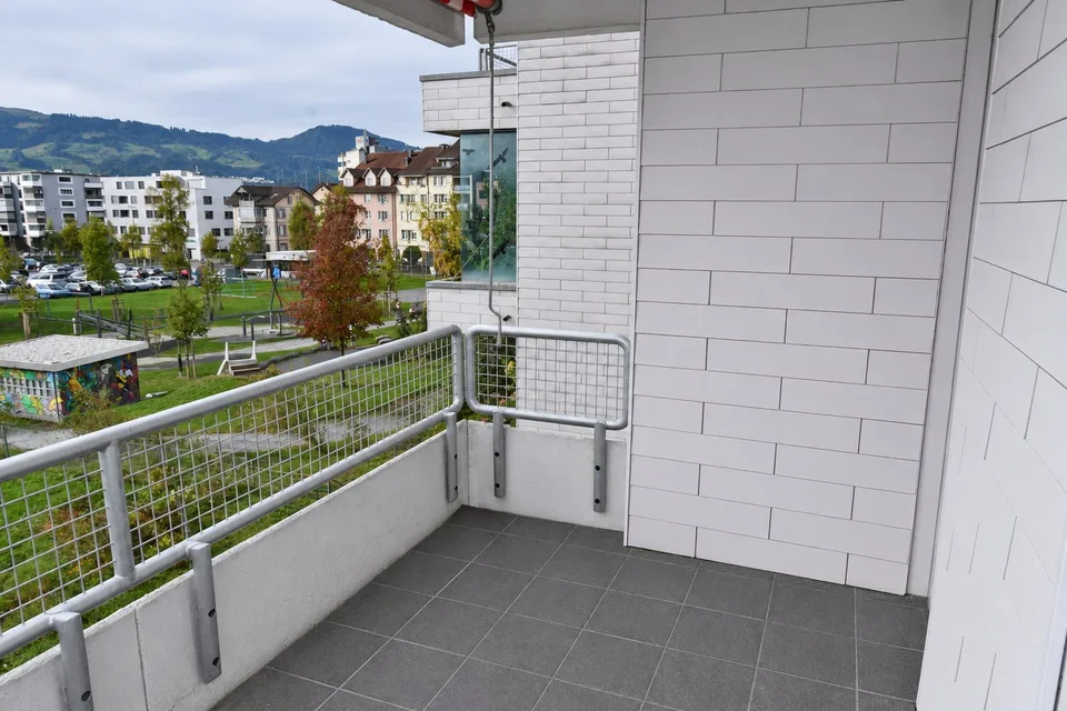 Helle 3.5-Zimmer-Wohnung mit Südbalkon – Foto 8 von 11