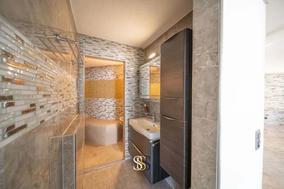 Appartamento maisonette esclusivo con loft e area spa – foto 16 di 26