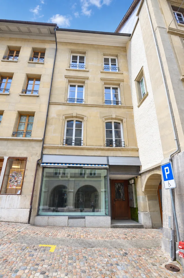 Small, fine & in the midst of the old town – charming office space in Burgdorf – photo 4 of 4