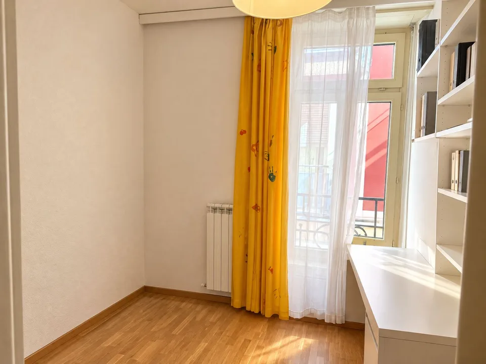 Triplex dal fascino ticinese nel cuore della Città Vecchia di Locarno – foto 10 di 16