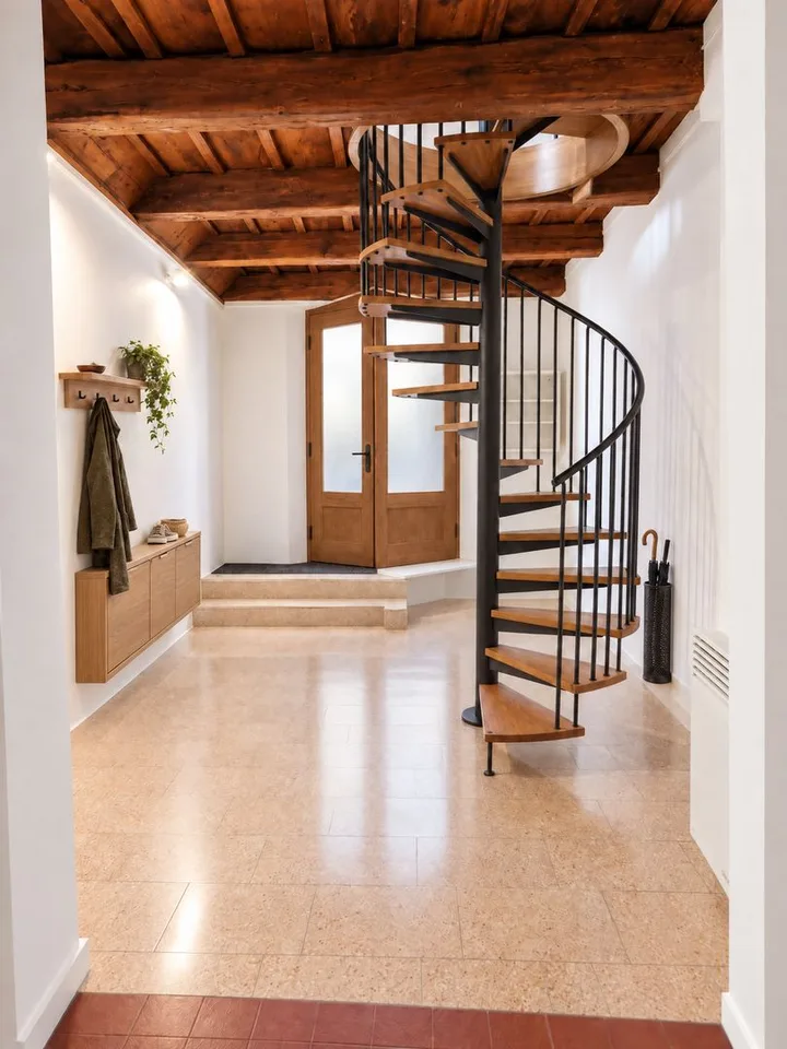 Triplex dal fascino ticinese nel cuore della Città Vecchia di Locarno – foto 13 di 16