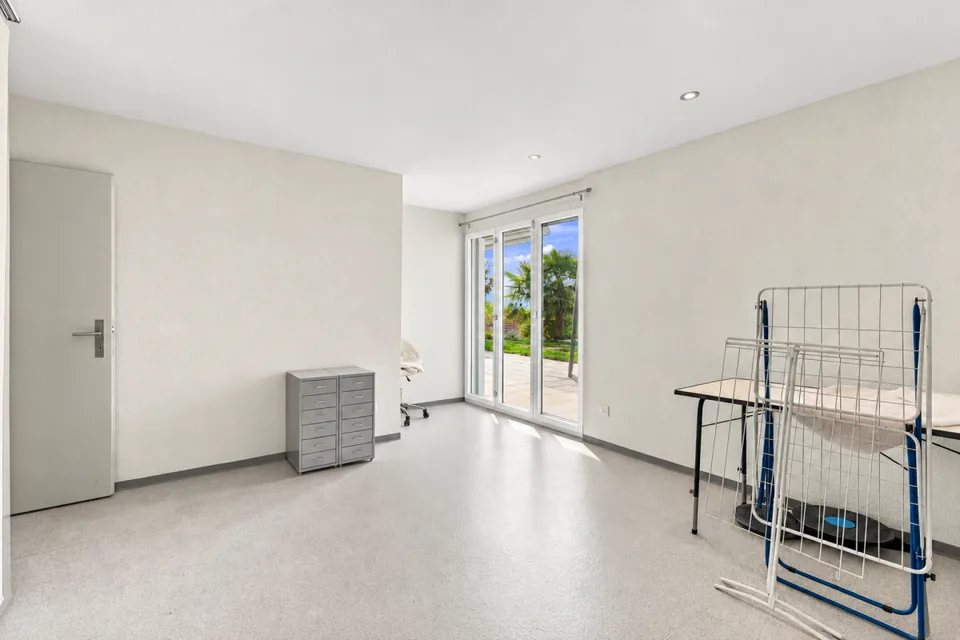 Einfamilinehaus mit Panoramablick, Pool und Privatsphäre – Foto 22 von 26