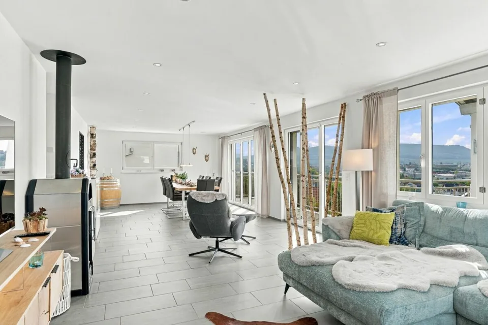 Einfamilinehaus mit Panoramablick, Pool und Privatsphäre – Foto 7 von 26