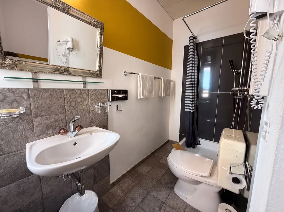 Un grande duplex nel cuore della Città Vecchia di Locarno – foto 15 di 15