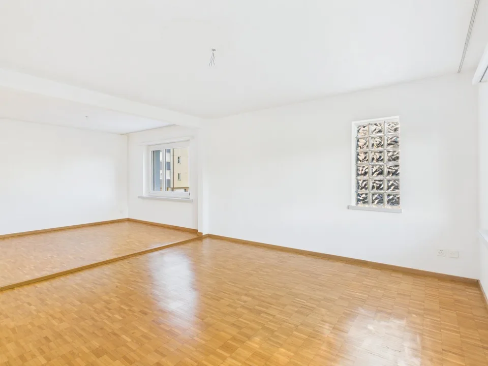 Attraktive 4.5-Zimmer-Wohnung an angenehmer Wohnlage – Foto 2 von 13