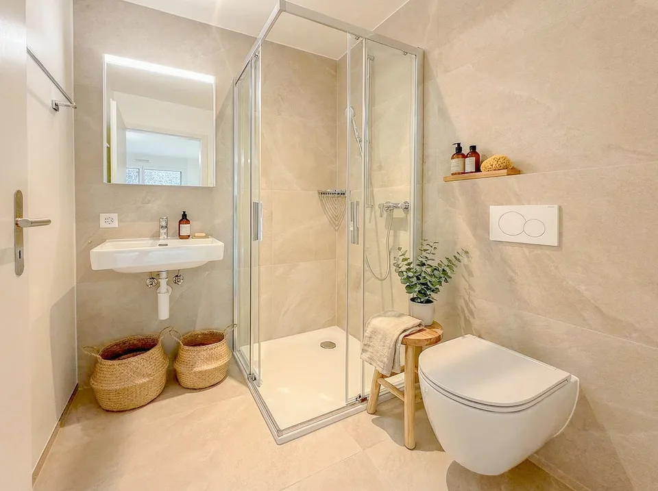 Wohnung mit 4.5 Zimmern und Balkon Neubau – Foto 7 von 11
