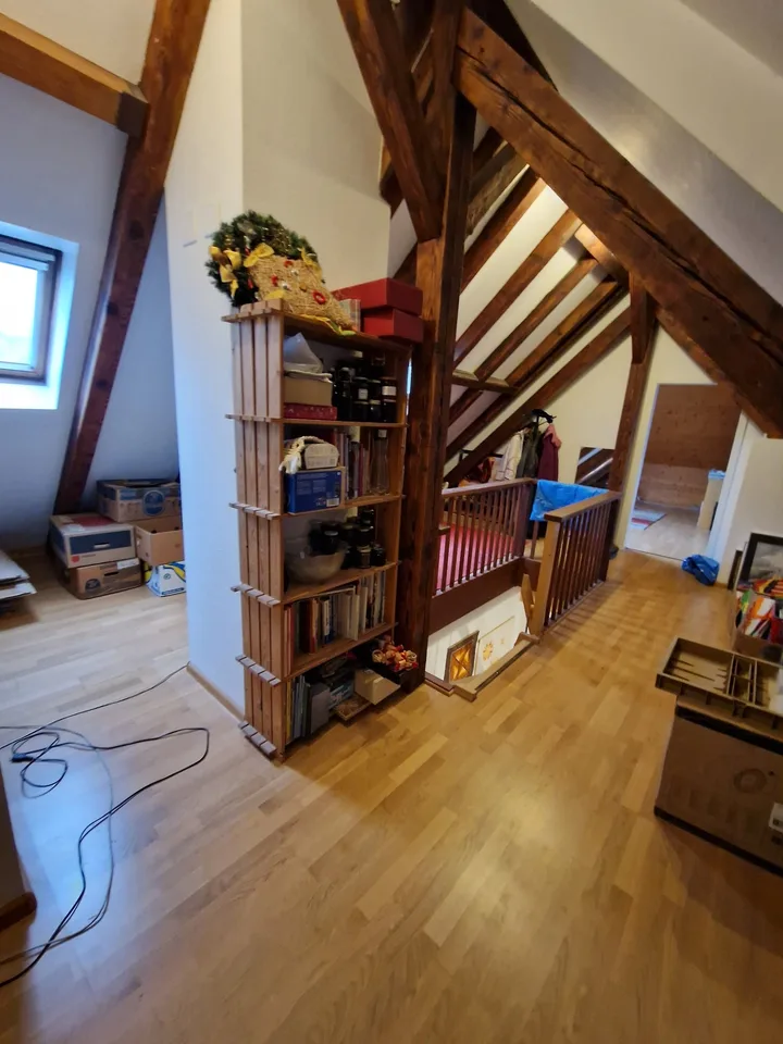 Appartamento in maisonette con grande terrazza sul tetto, proprio nel cuore di Gundeli! – foto 7 di 11