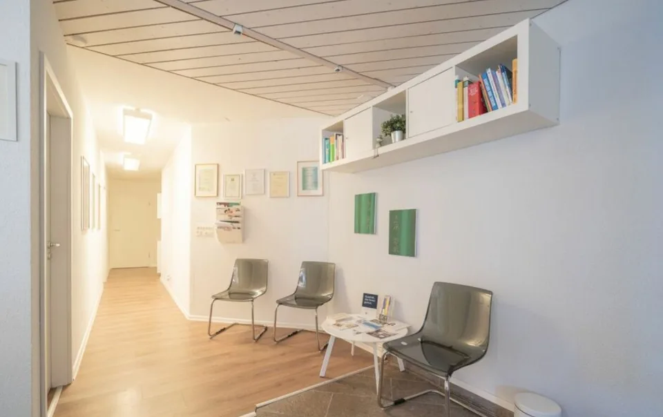 100m² commercial space, practice or office Fruthwilen – photo 4 of 10