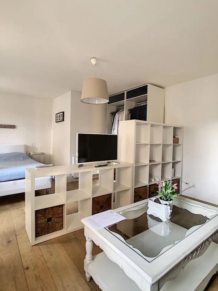 Wohnung mit 1,5 Zimmern im 1. Stock – Foto 3 von 6