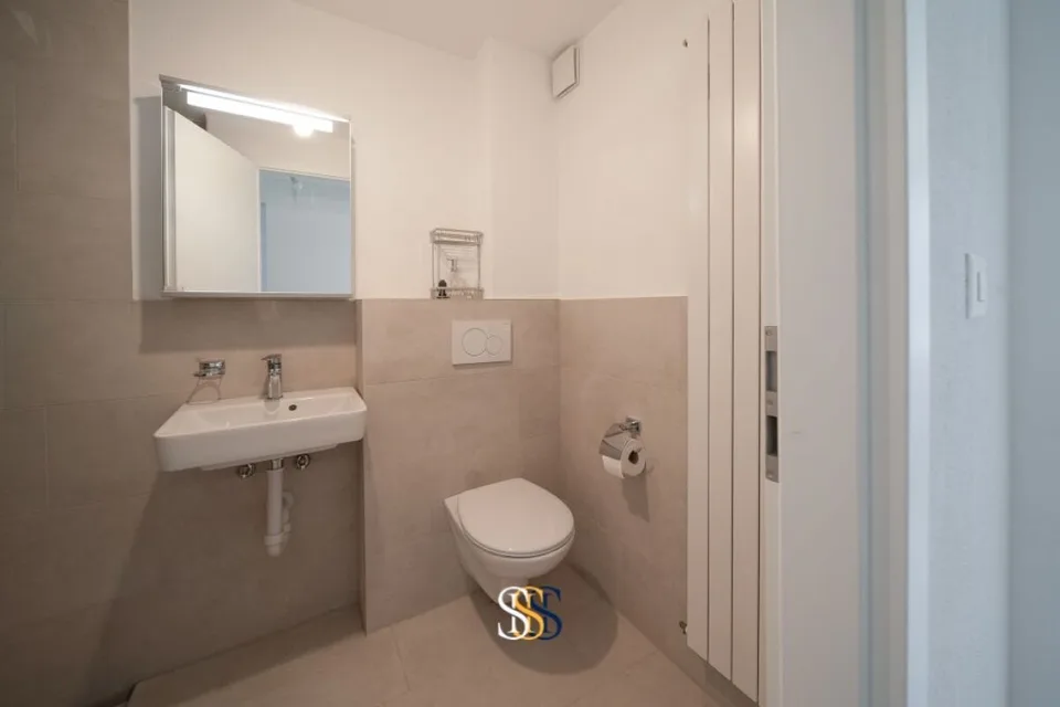 Casa completamente ristrutturata con due unità abitative attraenti – foto 10 di 22