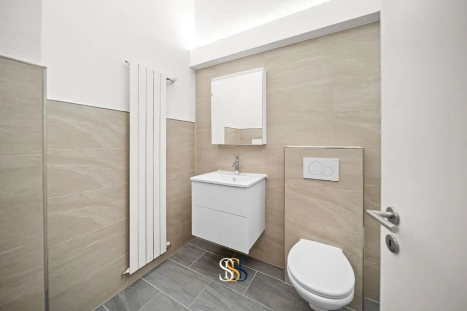 Casa completamente ristrutturata con due unità abitative attraenti – foto 16 di 22