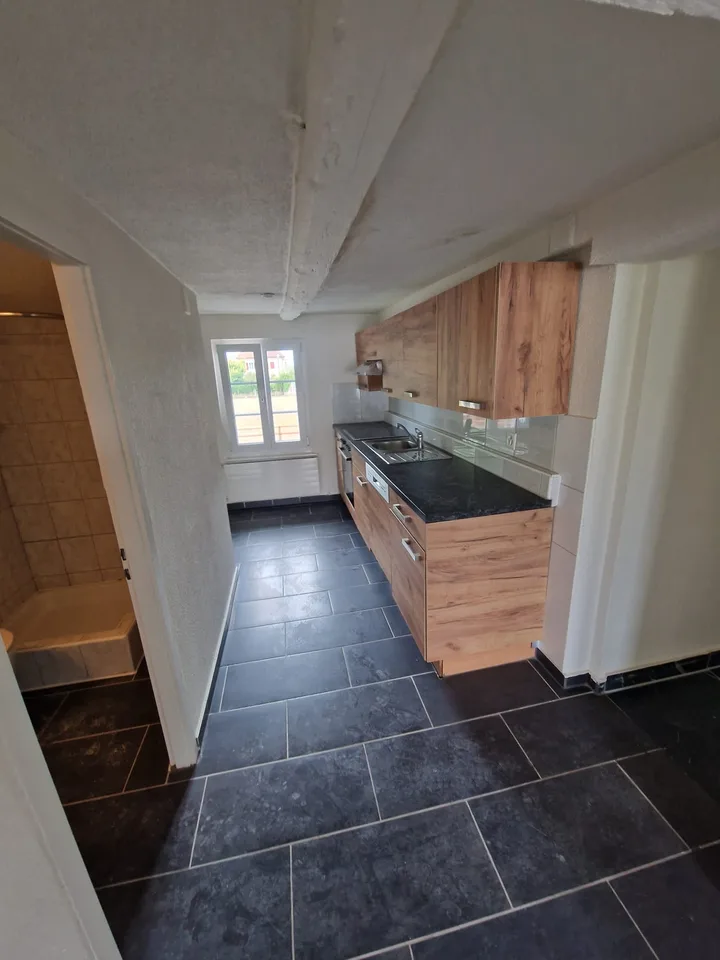 Appartamento di 4 locali al piano terra con proprio spazio di soggiorno – disponibile immediatamente! – foto 8 di 12