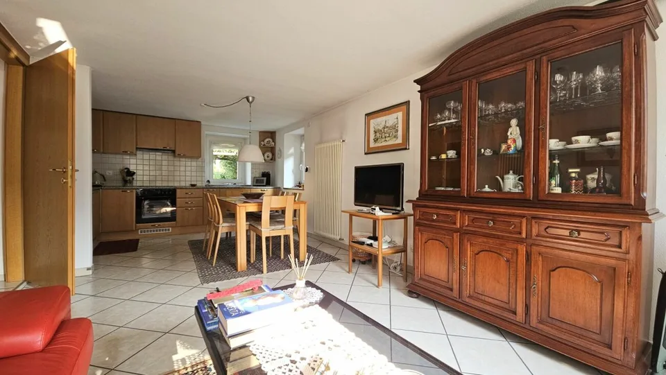 GERÄUMIGES EINFAMILIENHAUS MIT GARTEN IN S.VITTORE – Foto 11 von 18