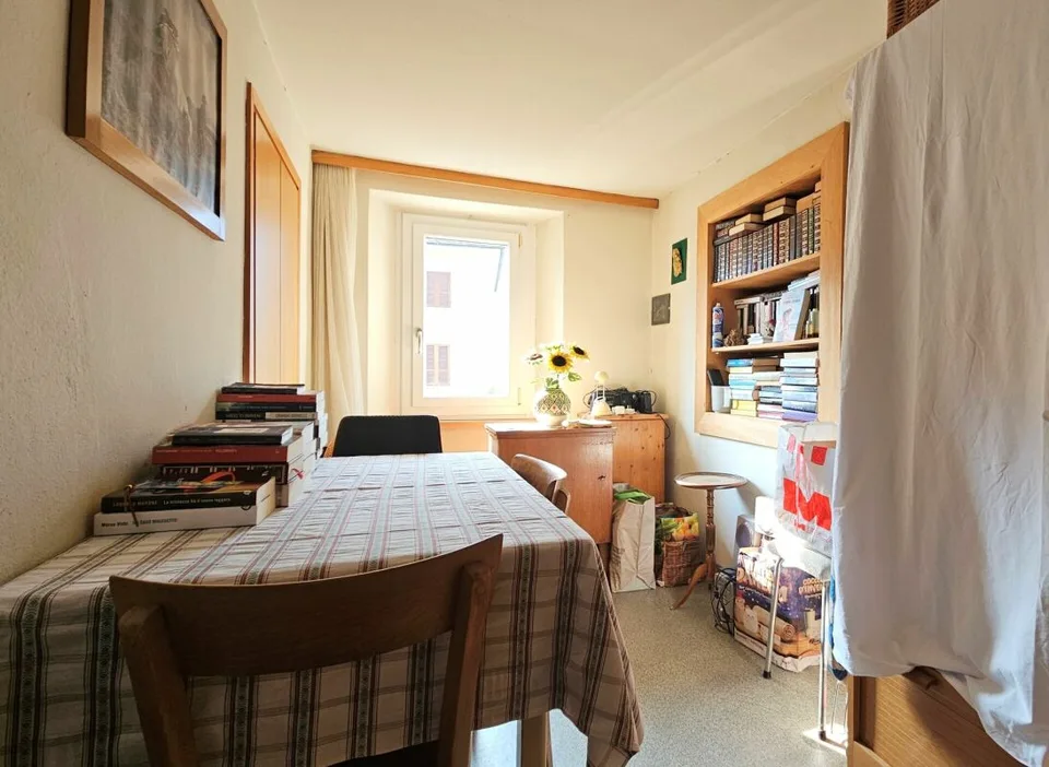 GERÄUMIGES EINFAMILIENHAUS MIT GARTEN IN S.VITTORE – Foto 17 von 18