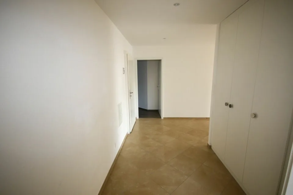 Luxuriöse 5,5-Zimmer-Wohnung mit Terrasse und Seeblick – Foto 23 von 23