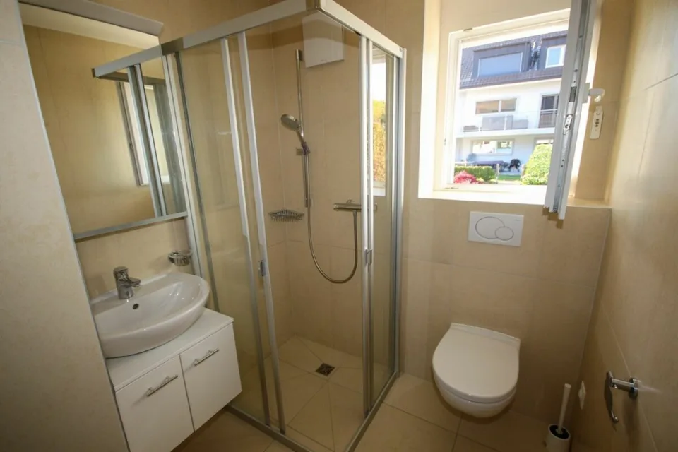 Luxuriöse 5,5-Zimmer-Wohnung mit Terrasse und Seeblick – Foto 21 von 23