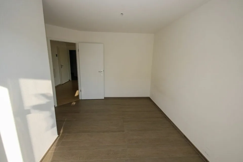 Luxuriöse 5,5-Zimmer-Wohnung mit Terrasse und Seeblick – Foto 17 von 23