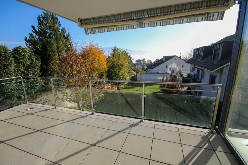Luxuriöse 5,5-Zimmer-Wohnung mit Terrasse und Seeblick – Foto 4 von 23