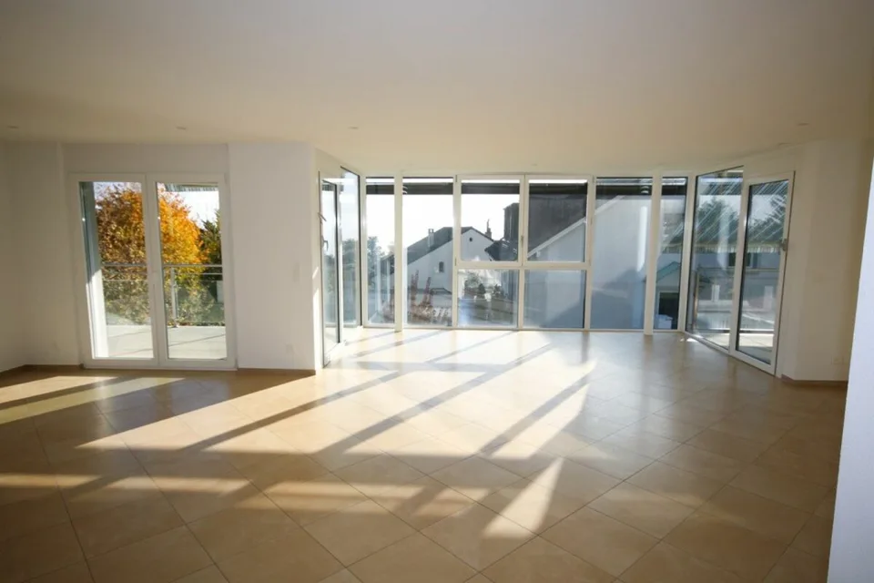 Luxuriöse 5,5-Zimmer-Wohnung mit Terrasse und Seeblick – Foto 11 von 23