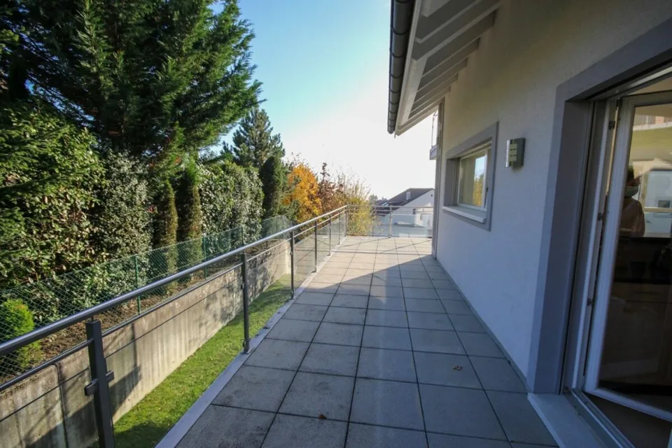 Luxuriöse 5,5-Zimmer-Wohnung mit Terrasse und Seeblick – Foto 6 von 23