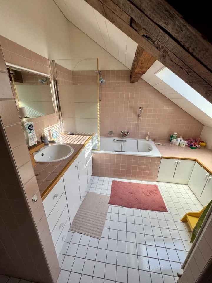 Großes Duplex mit 5.5 Zimmern und Balkon im Herzen von Nyon – Foto 9 von 10
