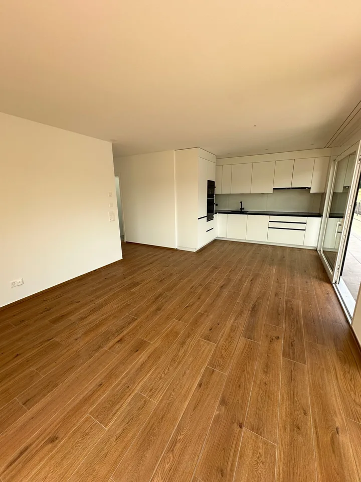Traumhafte, moderne 3.5-Zimmer-Attikawohnung mit tollem Grundriss und Weitsicht zu vermieten. – Foto 11 von 12