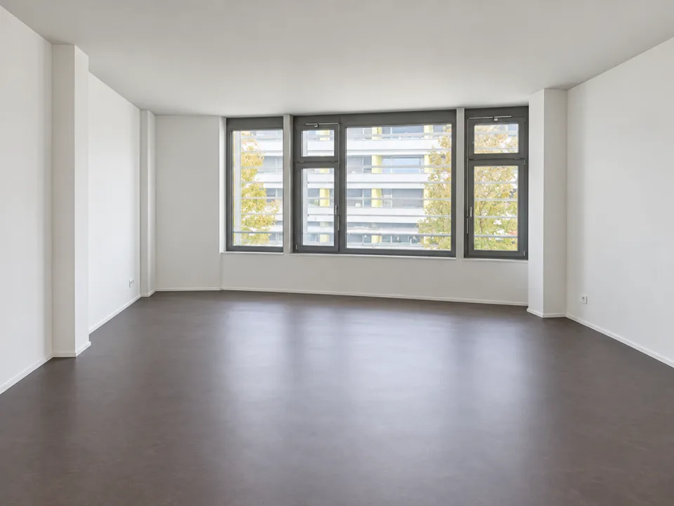 Votre entreprise. Nos espaces. Réussir ensemble. – photo 2 sur 4