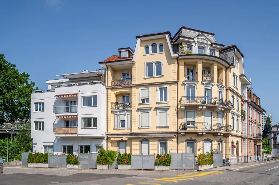Einstellhallenplatz Nähe Allmend – Foto 2 von 3