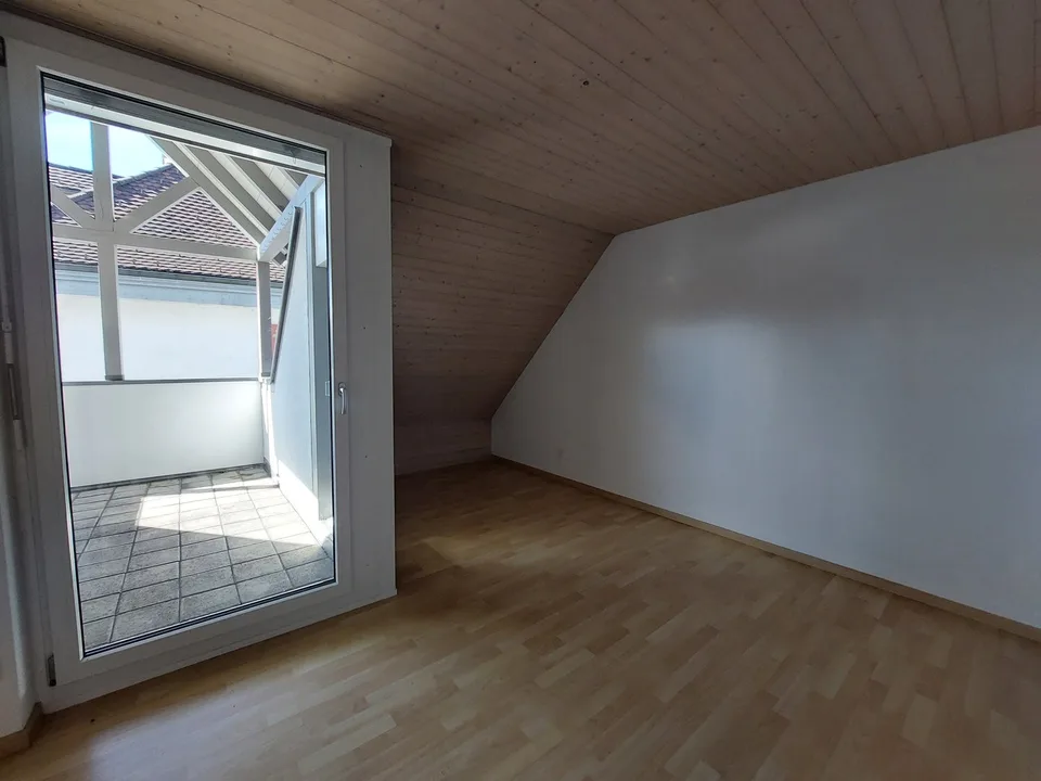 Appartement maisonnette spacieux avec galerie au cœur d'Eschenbach – photo 9 sur 25