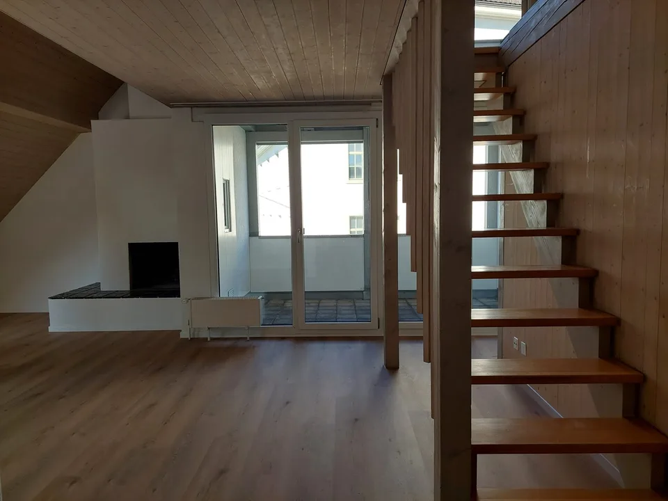 Appartement maisonnette spacieux avec galerie au cœur d'Eschenbach – photo 3 sur 25
