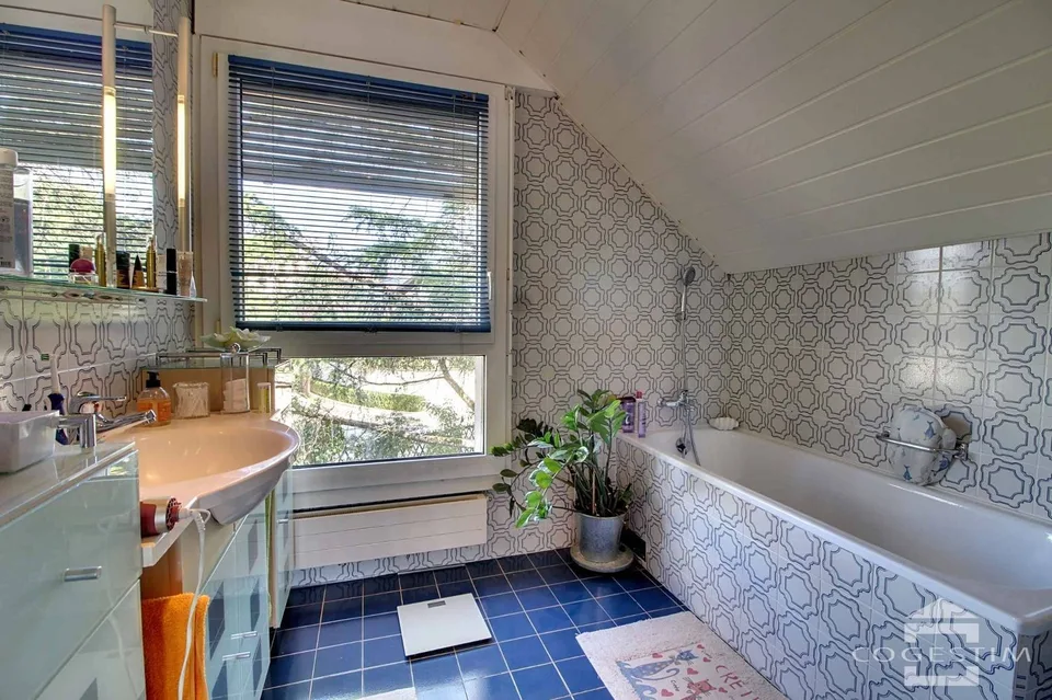 Einzelvilla mit Pool, die Kunst des Lebens an der Küste – Foto 9 von 12