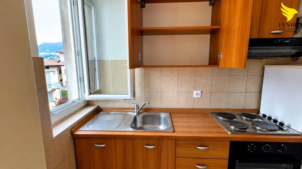 Helles 3.5-Zimmer-Apartment in Chiasso ab Mitte September verfügbar – Foto 2 von 12
