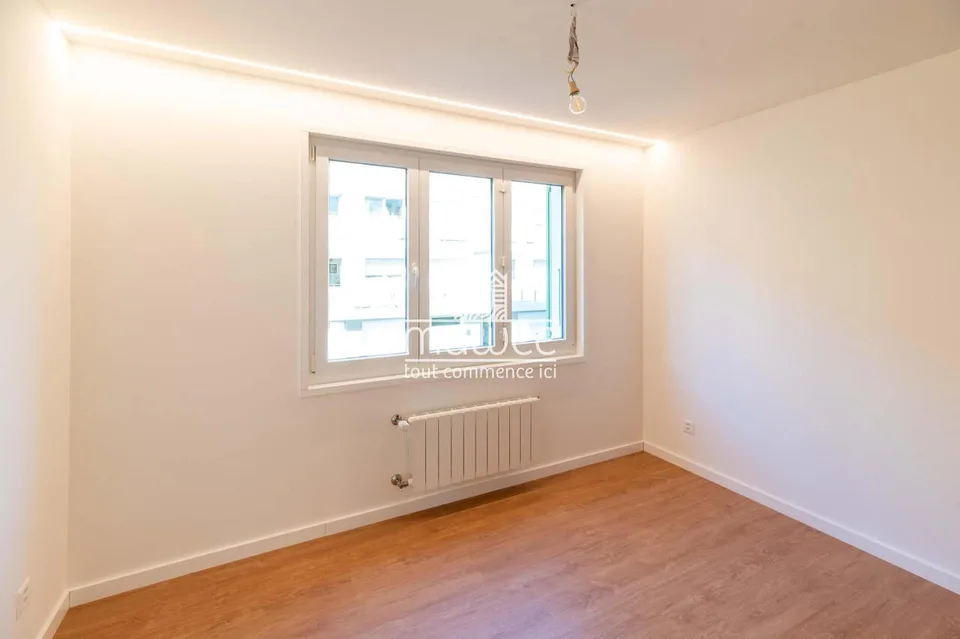 Magnifique appartement entièrement rénové aux finitions haut standing – photo 9 sur 12