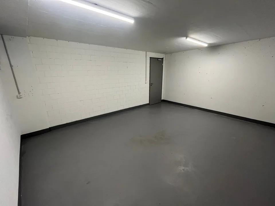 Espace polyvalent pour hobby ou stockage à louer ! – photo 3 sur 4