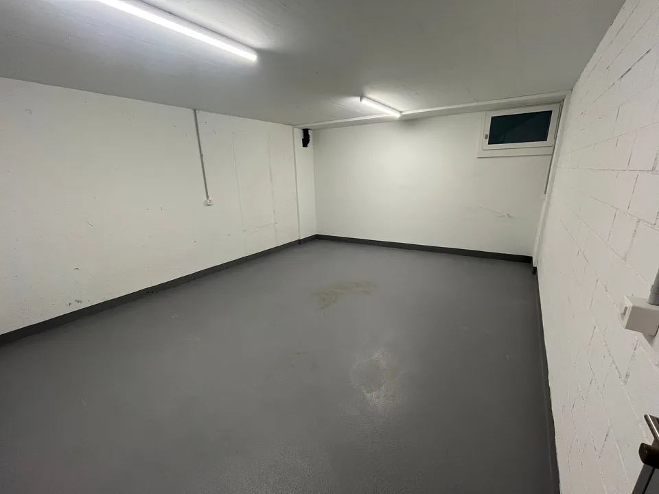 Espace polyvalent pour hobby ou stockage à louer ! – photo 2 sur 4