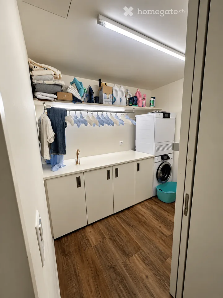 Exklusive Wohnung mit See- und Bergsicht – Foto 12 von 13