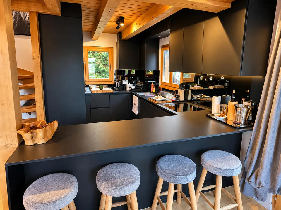 Superbe Chalet de 7.5 pièces - en exclusivité – Foto 4 von 10