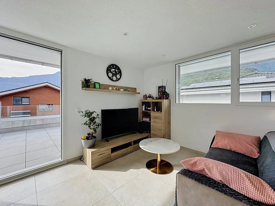 Moderne 2.5-Zimmer-Wohnung in Collombey mit großer Terrasse – Foto 6 von 11