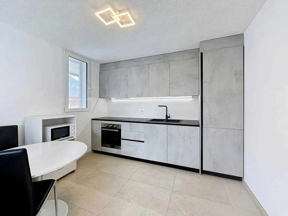 Moderne 2.5-Zimmer-Wohnung in Collombey mit großer Terrasse – Foto 4 von 11