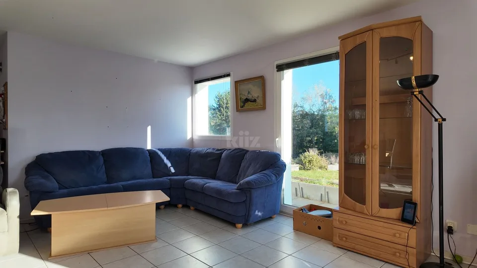 Schönes Einfamilienhaus mit Garten und Terrasse – Foto 3 von 13
