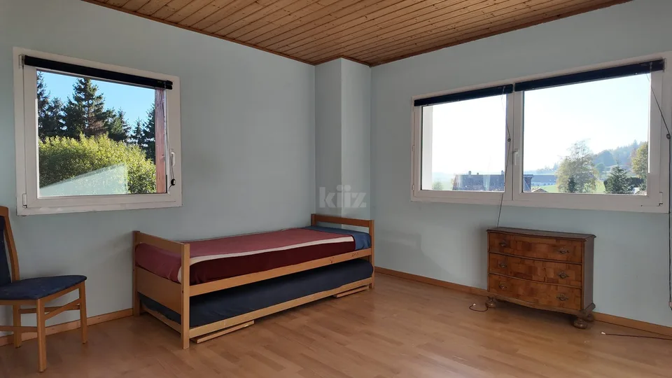 Schönes Einfamilienhaus mit Garten und Terrasse – Foto 8 von 13