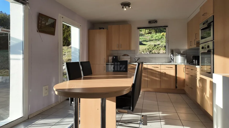 Schönes Einfamilienhaus mit Garten und Terrasse – Foto 4 von 13