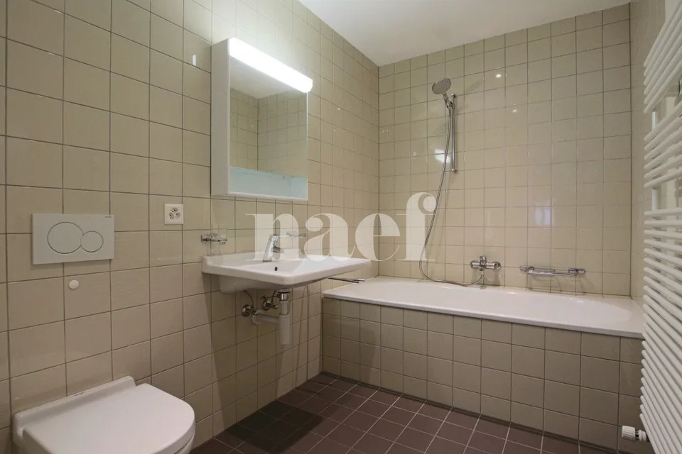 Charmantes und moderne Wohnung im 1. Stock eines Dorfhauses – Foto 9 von 9