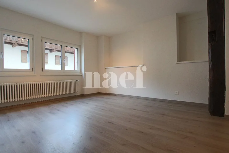 Charmantes und moderne Wohnung im 1. Stock eines Dorfhauses – Foto 7 von 9