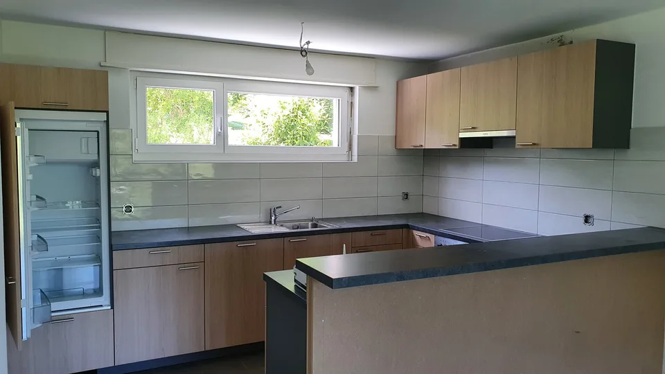 Apartment located in a quiet neighborhood surrounded by greenery – photo 2 of 11
