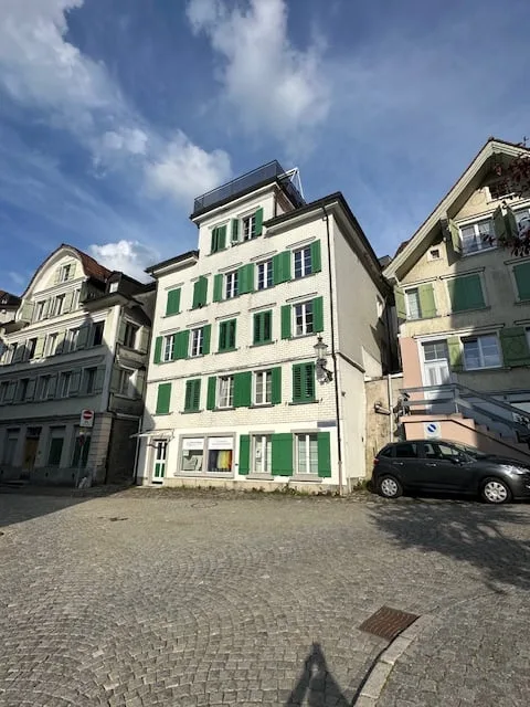 Appartamento accogliente di 3 camere in un edificio storico a Herisau – foto 2 di 11
